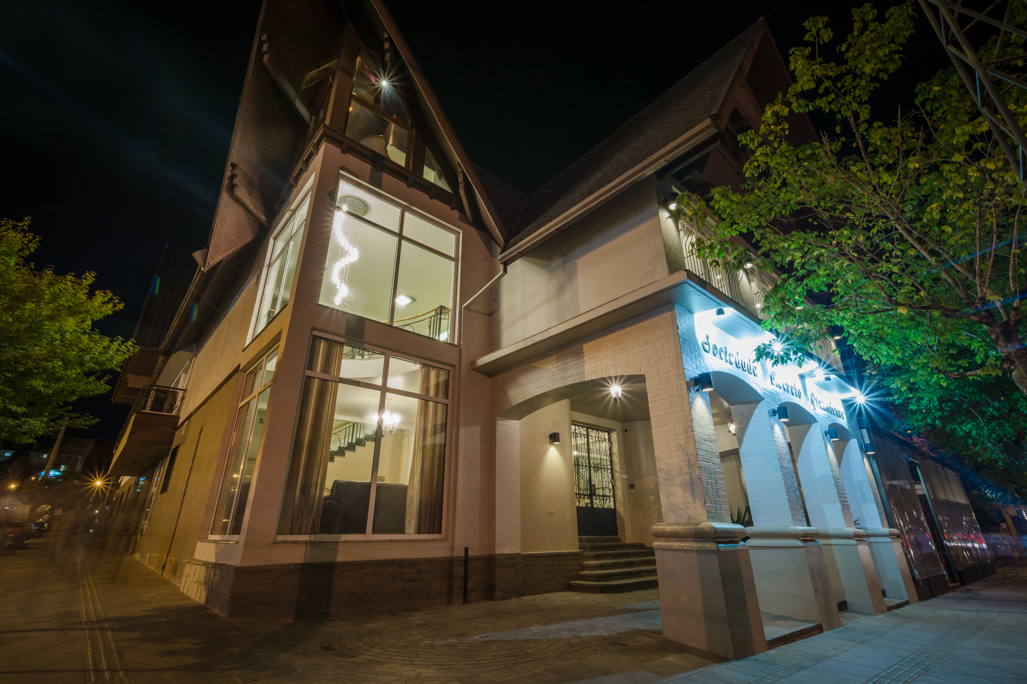 Cinco locais para uma festa inesquecível na Região das Hortênsias