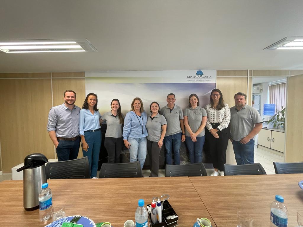 CVB Gramado e Canela recebe outras entidades de destinos 