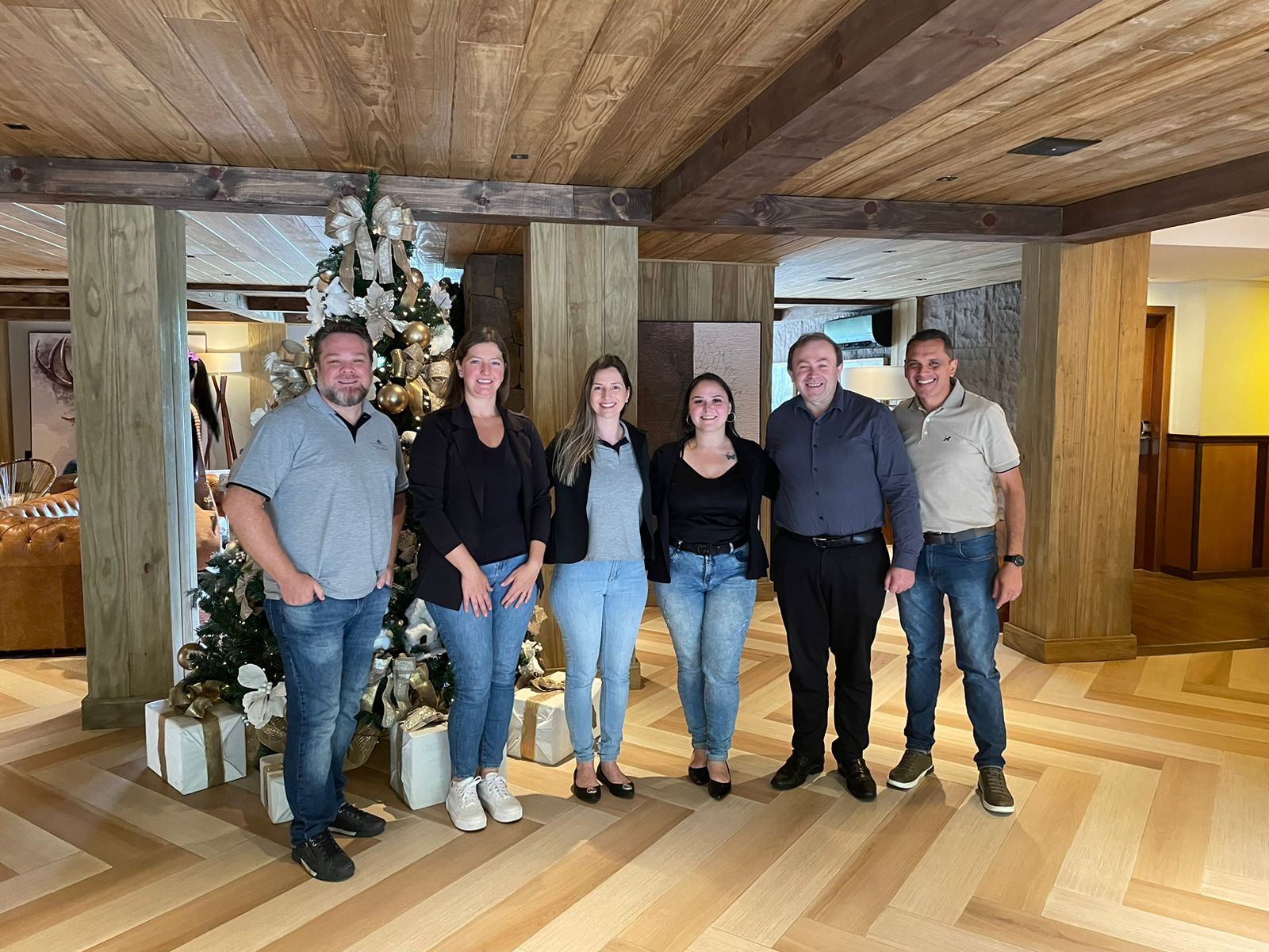 Departamento de Relacionamento com Associados se reúne com empreendimentos parceiros