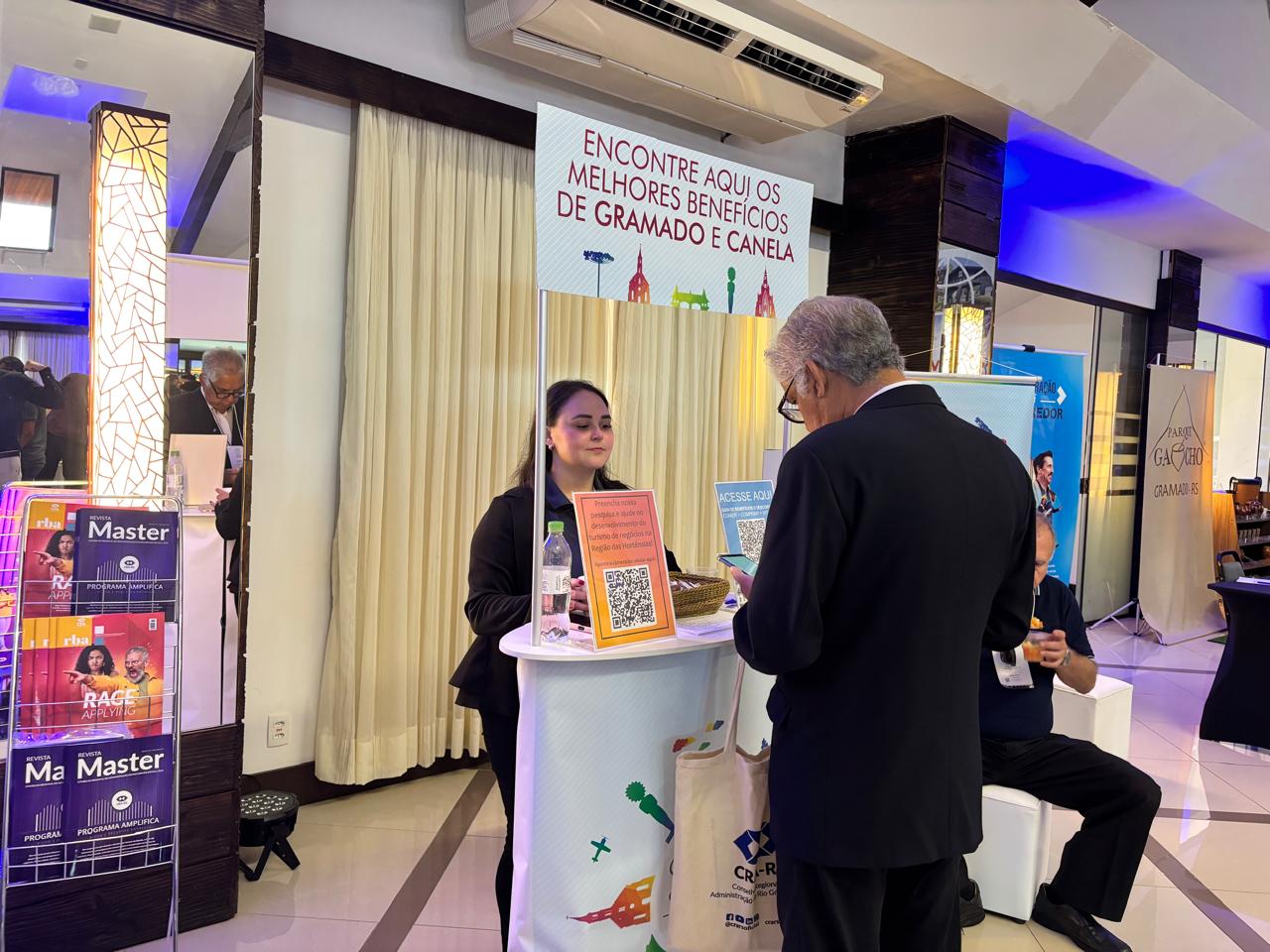 Associados do CVB ganham destaque durante o Fórum Internacional de Administração  