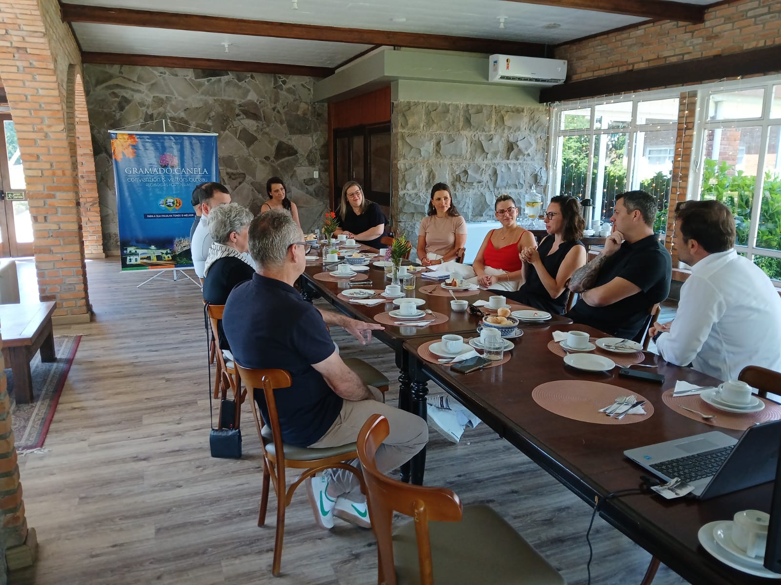 Convention destaca geração de negócios e discute infraestrutura na região