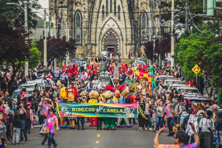 Gramado & Canela Convention & Visitors Bureau - Festival Internacional de Teatro de Bonecos