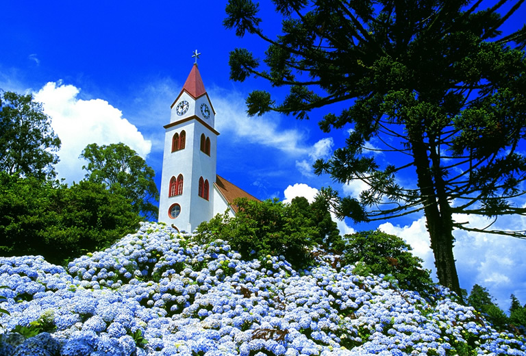 Gramado & Canela Convention & Visitors Bureau - Canela e Gramado Religioso 